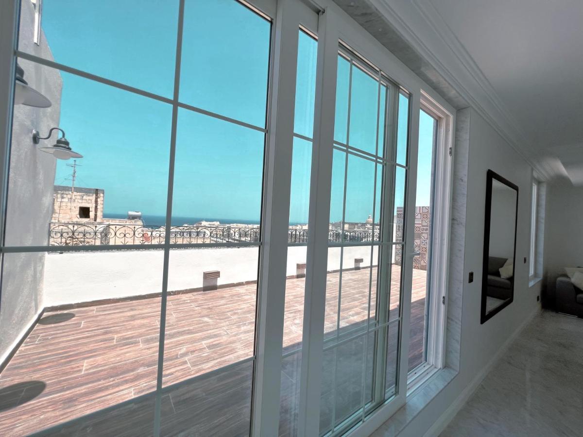 Apartment King's Penthouse With Sea View Terraces *